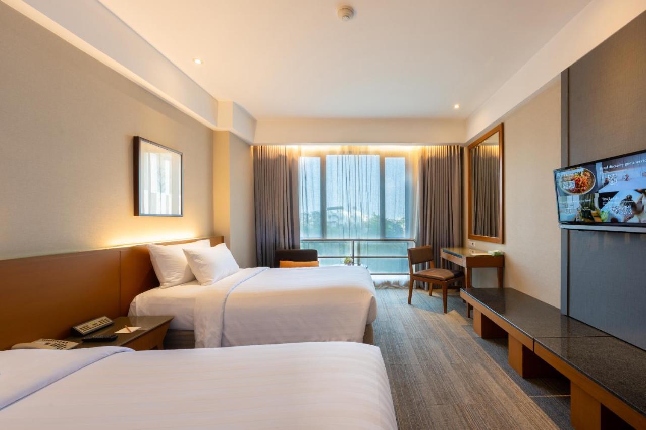 Grand Richmond Stylish Convention Hotel Nonthaburi Dış mekan fotoğraf