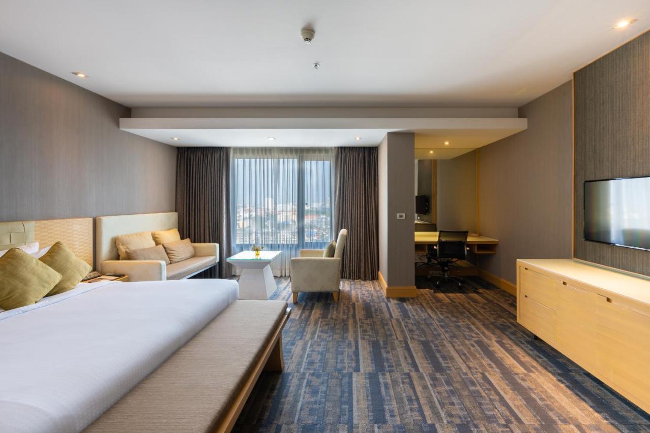 Grand Richmond Stylish Convention Hotel Nonthaburi Dış mekan fotoğraf