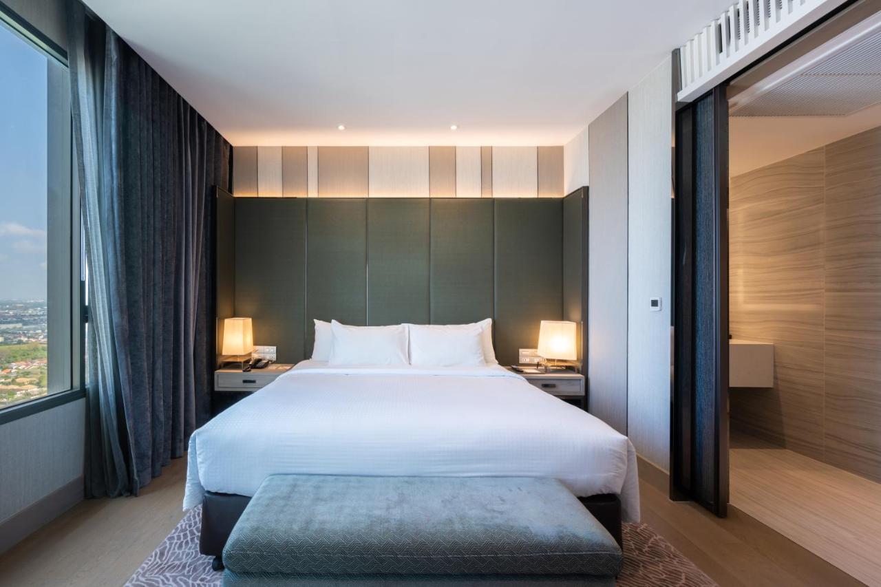Grand Richmond Stylish Convention Hotel Nonthaburi Dış mekan fotoğraf